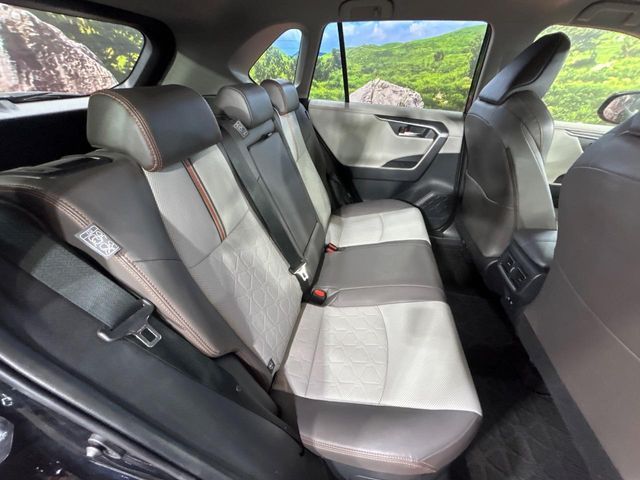 TOYOTA RAV4 HYBRID 4WD 2021 Image 31