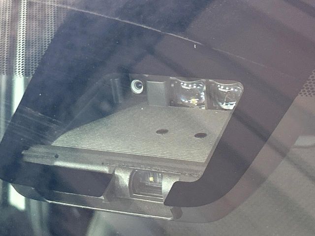 TOYOTA VOXY 2021 Image 31