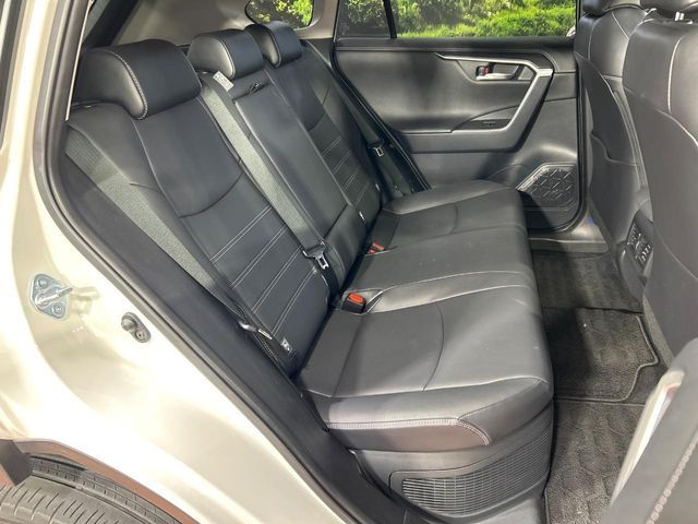 TOYOTA RAV4 HYBRID 4WD 2021 Image 31