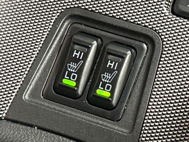 MITSUBISHI OUTLANDER PHEV 2017 Image 31