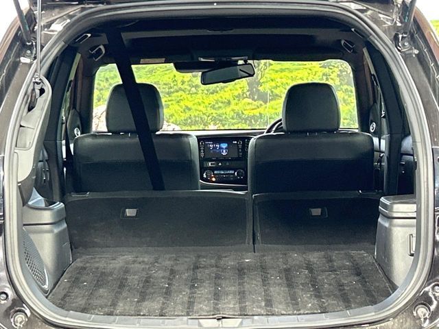 MITSUBISHI OUTLANDER PHEV 2017 Image 31