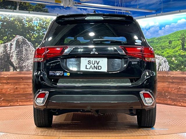 MITSUBISHI OUTLANDER PHEV 2017 Image 31