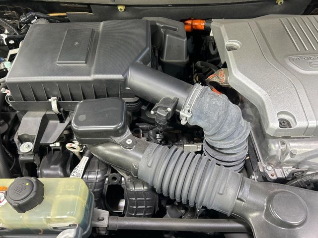 MITSUBISHI OUTLANDER PHEV 2017 Image 31