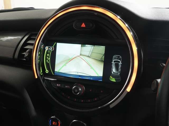 BMW MINI COOPER 5DOO 2016 Image 31