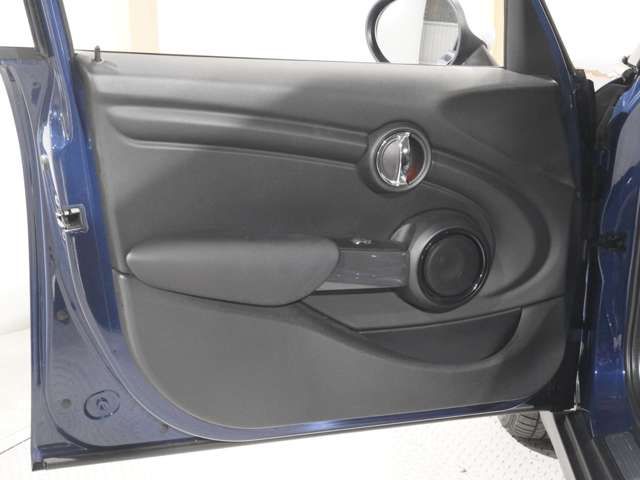 BMW MINI COOPER 5DOO 2016 Image 31