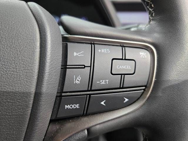 TOYOTA LEXUS UX200 2018 Image 31