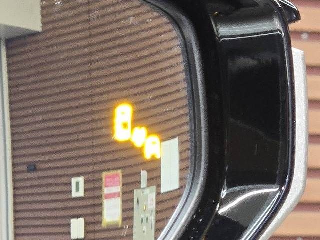 TOYOTA LEXUS UX200 2018 Image 31