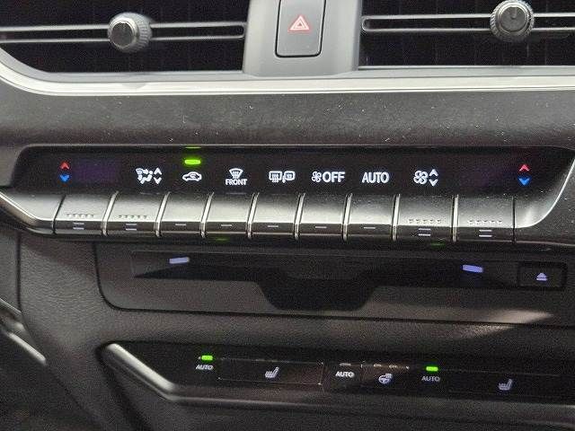 TOYOTA LEXUS UX200 2018 Image 31