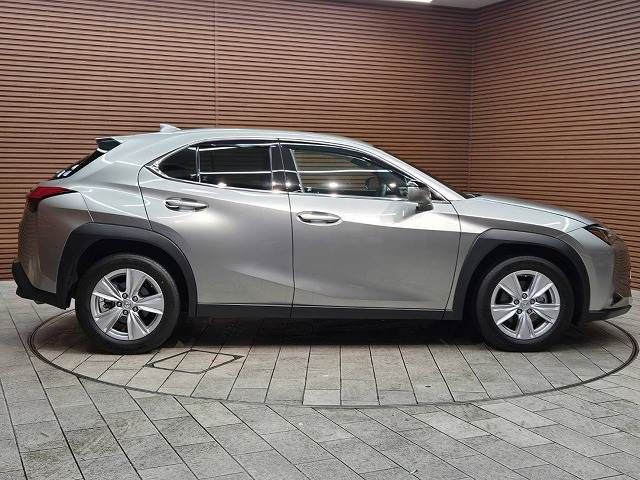 TOYOTA LEXUS UX200 2018 Image 31