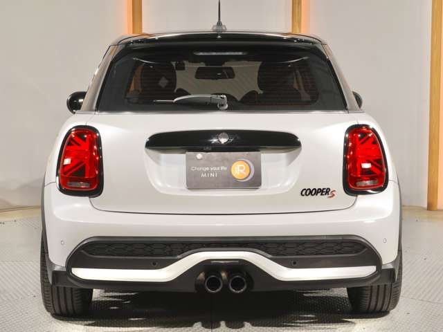 BMW MINI COOPER S 5DOOR 2023 Image 31