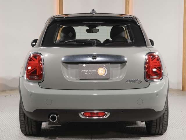 BMW MINI COOPER D 5DOOR 2019 Image 31