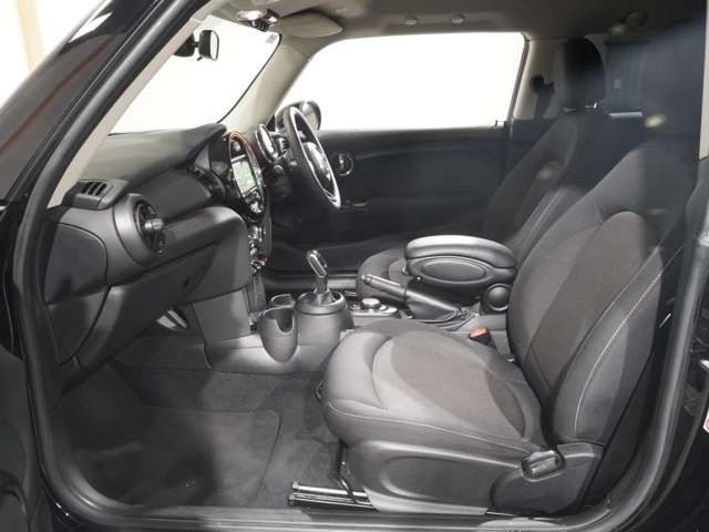 BMW MINI ONE 2019 Image 31