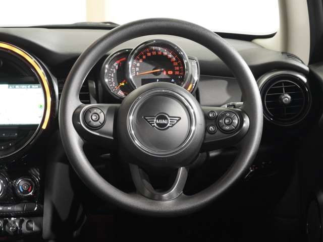 BMW MINI ONE 2019 Image 31