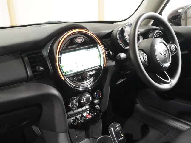 BMW MINI ONE 2019 Image 31