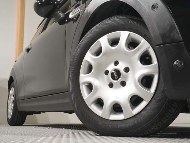 BMW MINI ONE 2019 Image 31