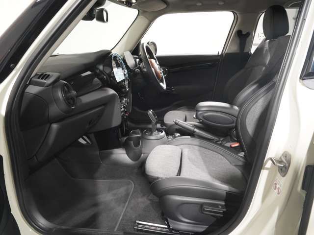 BMW MINI ONE 5DOOR 2021 Image 31