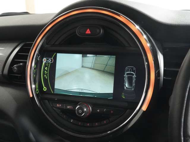 BMW MINI COOPER 5DOO 2017 Image 31