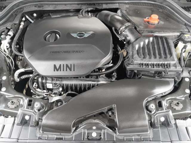 BMW MINI COOPER 5DOO 2017 Image 31