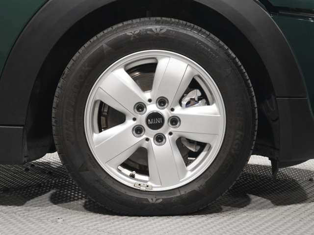 BMW MINI COOPER 5DOO 2017 Image 31