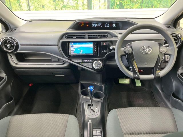 TOYOTA AQUA 2017 Image 31