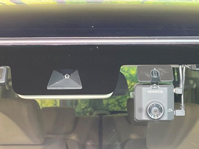 HONDA N BOX 2022 Image 31