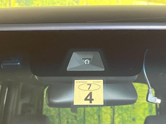 HONDA N BOX CUSTOM 2022 Image 31