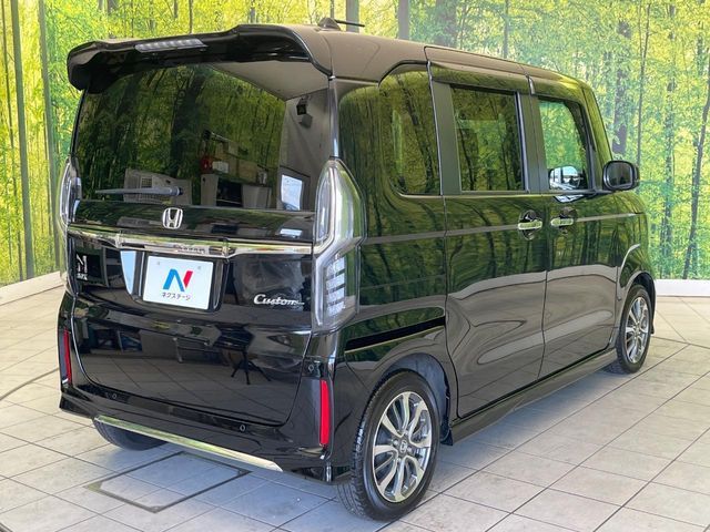 HONDA N BOX CUSTOM 2022 Image 31