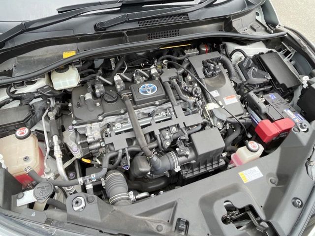 TOYOTA C-HR 2017 Image 31