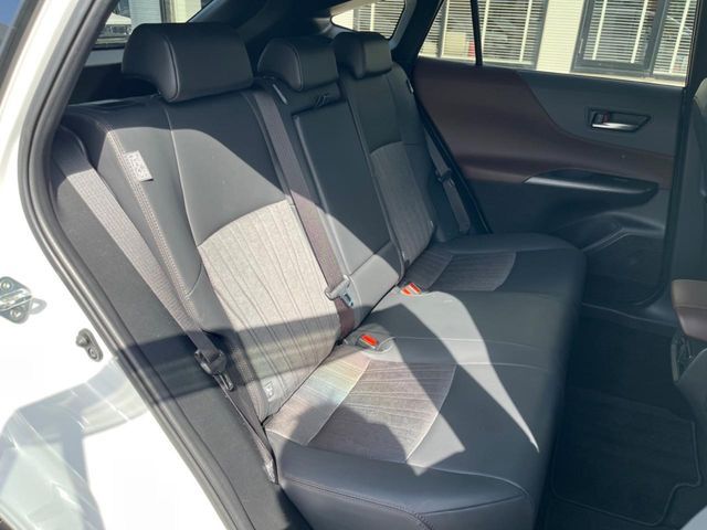 TOYOTA HARRIER 2WD 2024 Image 31