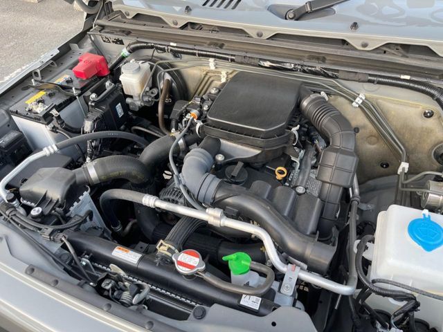 SUZUKI JIMNY 4WD 2023 Image 31