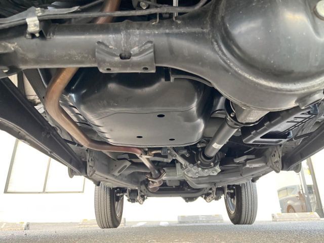 SUZUKI JIMNY 4WD 2023 Image 31