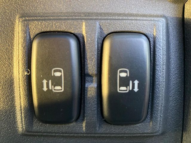 MITSUBISHI DELICA D:5 4WD 2016 Image 31