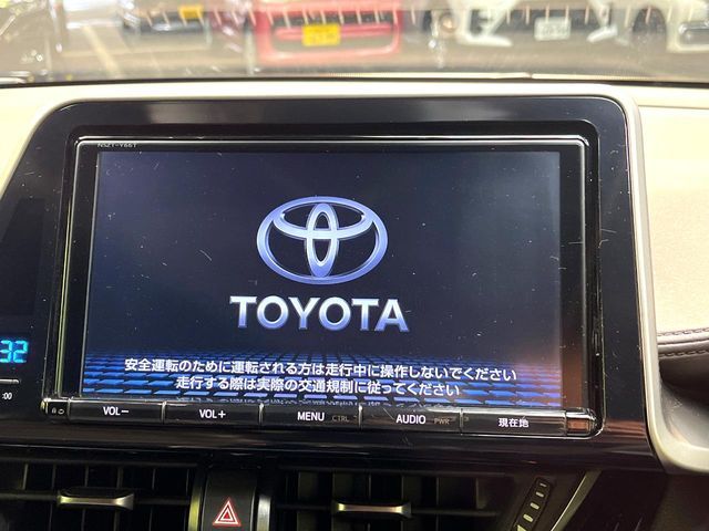 TOYOTA C-HR 2017 Image 31