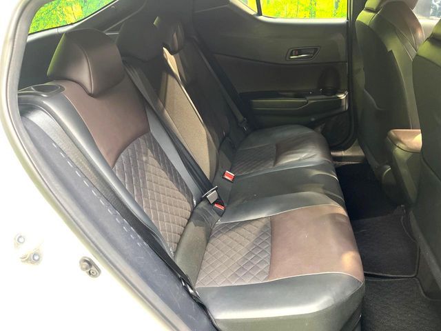 TOYOTA C-HR 2017 Image 31