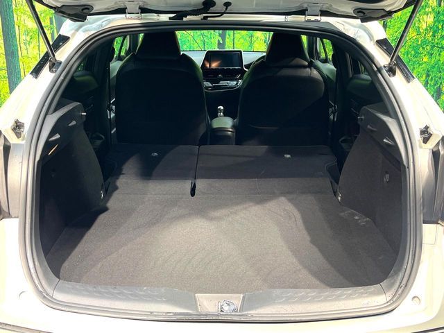 TOYOTA C-HR 2017 Image 31