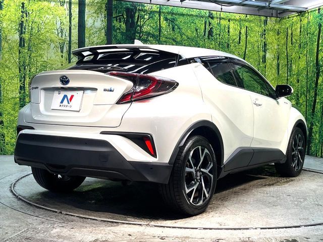 TOYOTA C-HR 2017 Image 31