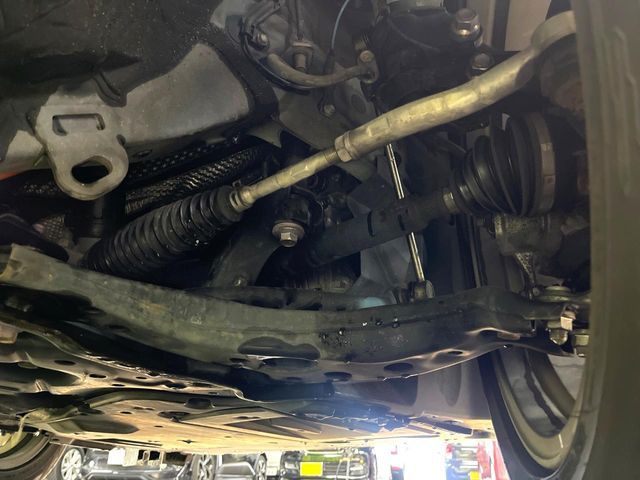 TOYOTA C-HR 2017 Image 31