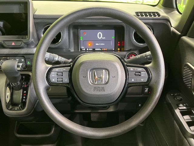 HONDA N BOX CUSTOM 2025 Image 31