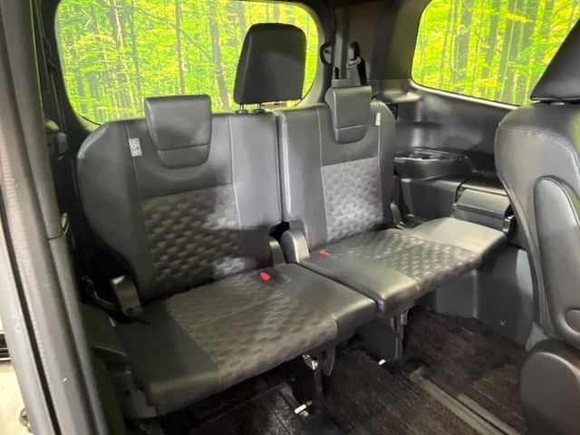 TOYOTA VOXY 2022 Image 31