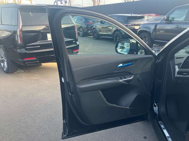 CADILLAC XT4 2025 Image 31