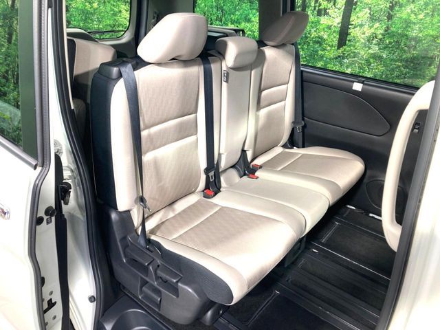 NISSAN SERENA  S-HYBRID 2017 Image 31