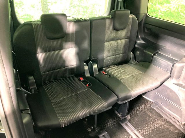 TOYOTA VOXY HYBRID 2019 Image 31