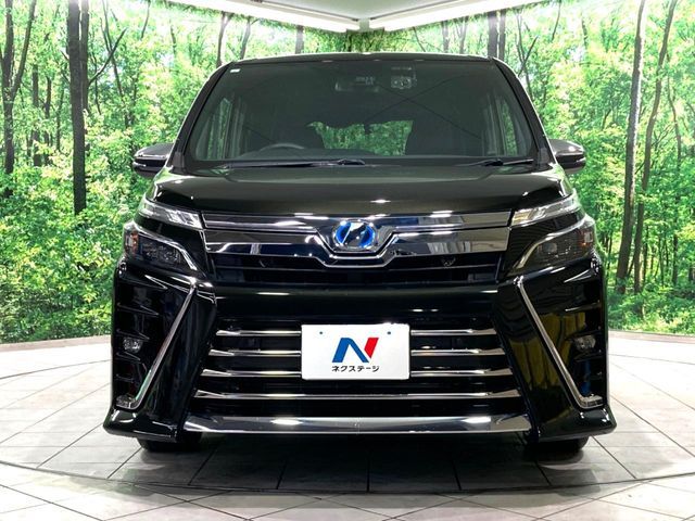 TOYOTA VOXY HYBRID 2019 Image 31
