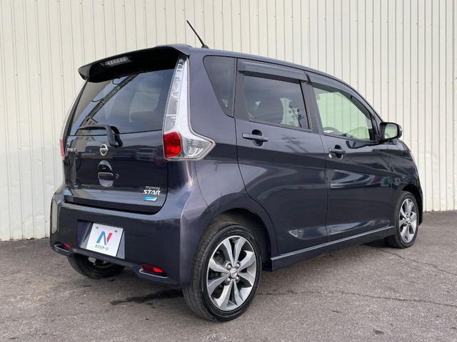 NISSAN DAYZ 2015 Image 31