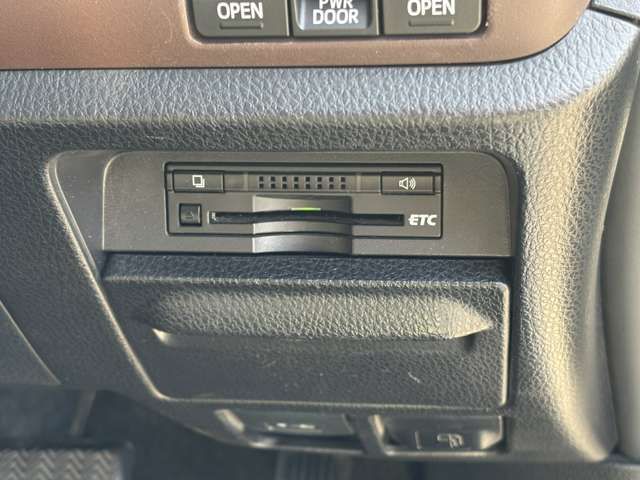 TOYOTA ESQUIRE HYBRID 2015 Image 31