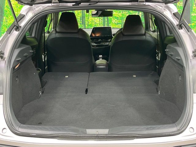 TOYOTA C-HR 2017 Image 31