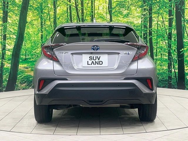 TOYOTA C-HR 2017 Image 31