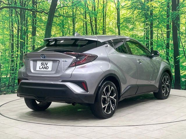 TOYOTA C-HR 2017 Image 31