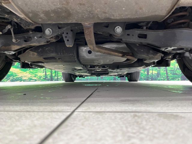 TOYOTA C-HR 2017 Image 31