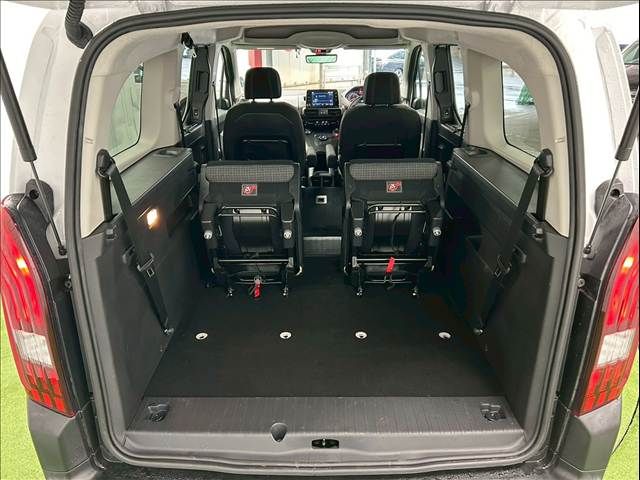 PEUGEOT RIFTER 2024 Image 31